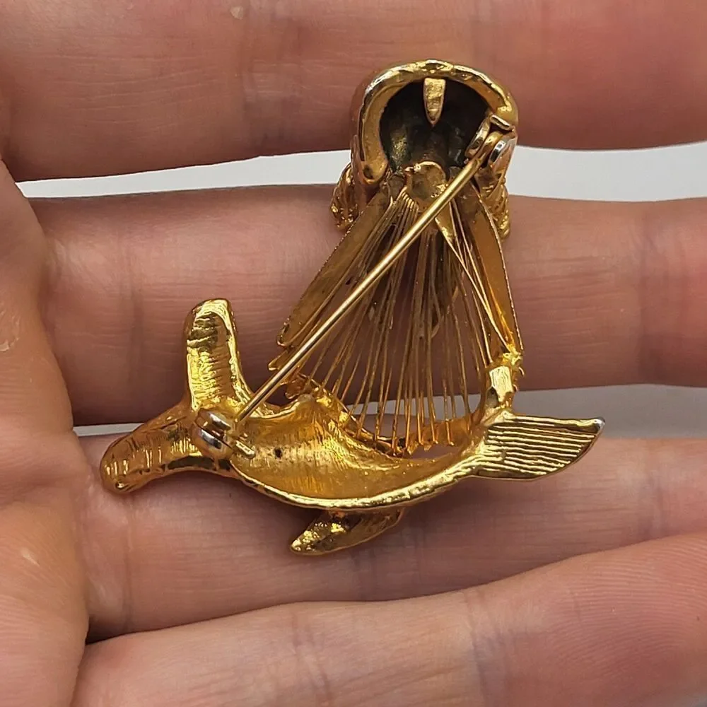 Vintage 1960s Gold Tone Wire Walrus Brooch Lapel Pin Green Rhinestone Nose1.75in